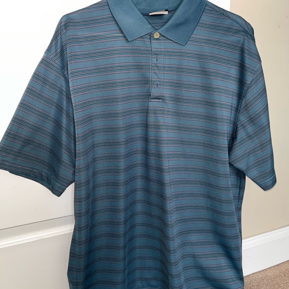 Nike Golf XL polo collared short sleeve dri-fit shirt